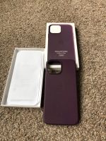 Apple Leder Case mit MagSafe iPhone 13 Pro Max Dunkelkirsch Hamburg - Wandsbek Vorschau