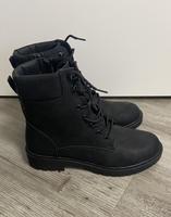 Landrover Boots Schwarz Gr. 41 NEU Nordrhein-Westfalen - Monschau Vorschau