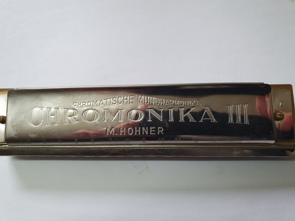 Mundharmonika - Hohner Chromonika III - guter Zustand in Hamburg