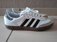 Adidas Turschuhe Samba Größe  38 2/3 Niedersachsen - Hessisch Oldendorf Vorschau