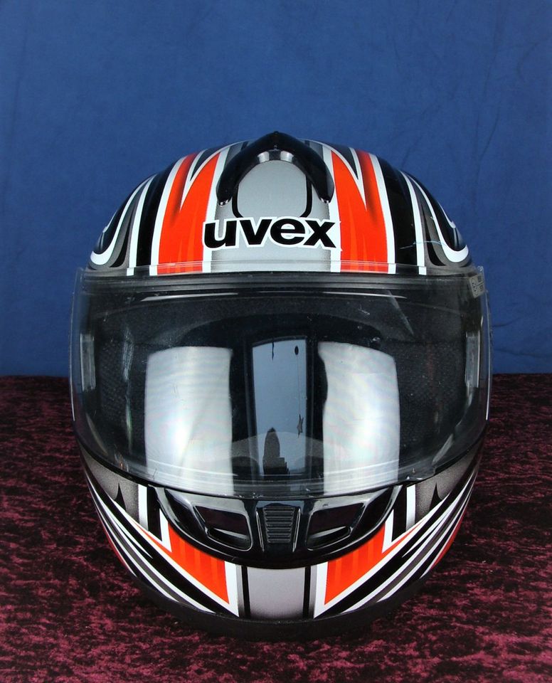 Stylischer Helm von Uvex – Integralhelm – Motorradzubehör in Bochum