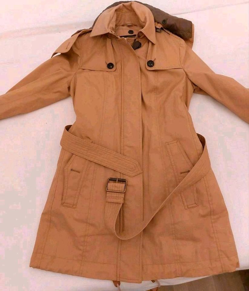 Burberry Brit Trenchcoat Gr.s/Luxus/Trench Rainwear in Solingen