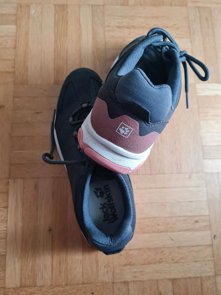 Wanderschuhe Gr.39,5 in Taufkirchen