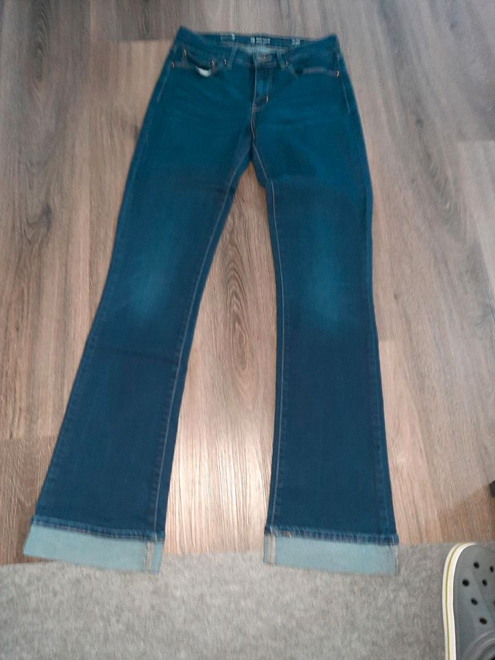 Levi's Jeans Größe 28 in Emsbüren