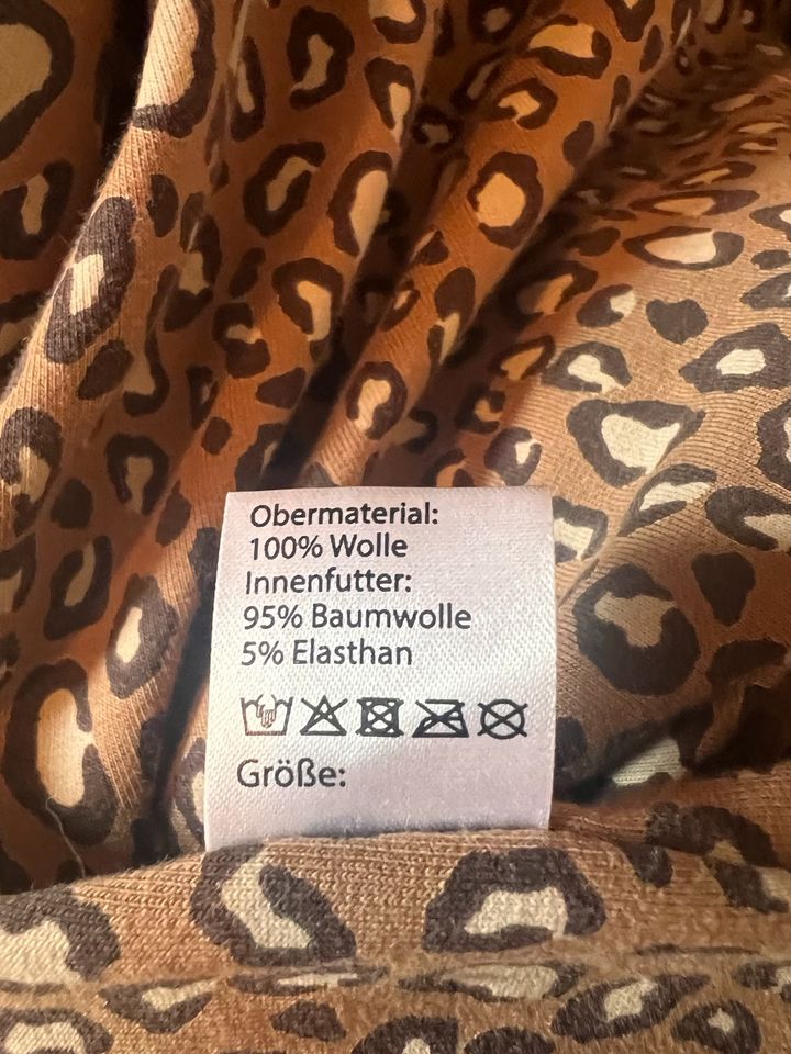 Walkoverall Löwe 92/98,Handmade,Overall aus Wolle,Onesie,Unikat in Köln
