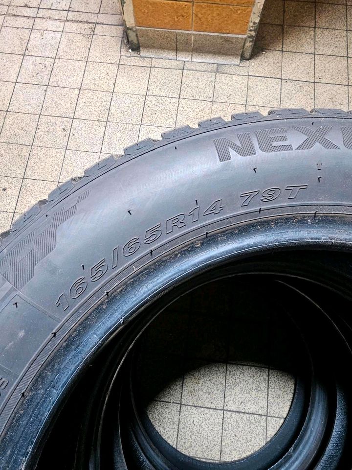 2x 165/65 R14 Ganzjahr fast wie Neu in Hamburg