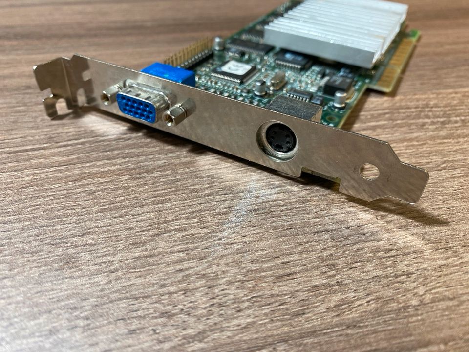 3Dfx Voodoo 3 300 Retro Grafikkarte NUR ABHOLUNG in Neu-Isenburg