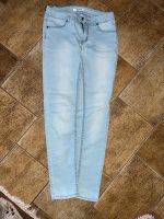 Jeans DKNY GR.  ca. 158 (14 J) slim Hessen - Marburg Vorschau