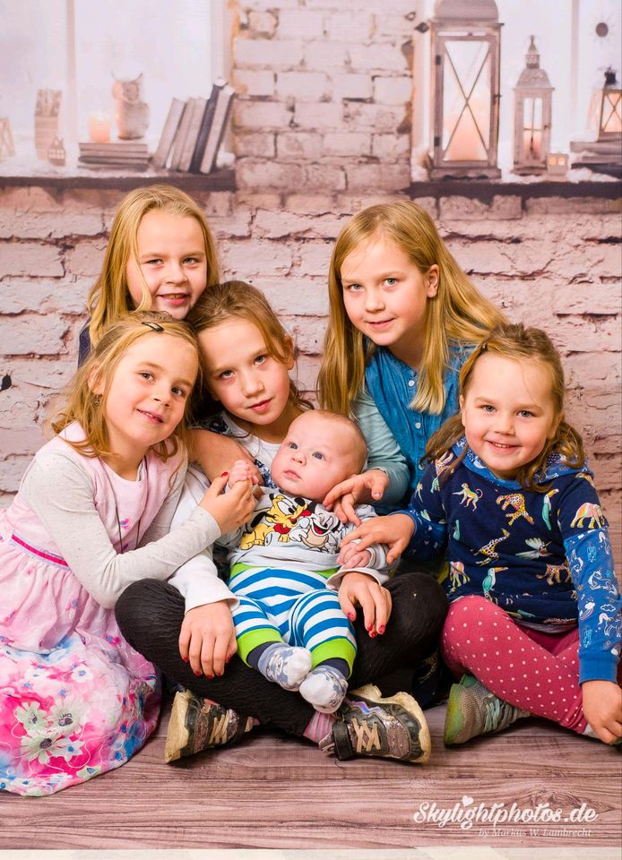 Mini Familien-Fotoshooting Fotograf Erinnerungen Ostern Weihnacht in Calden