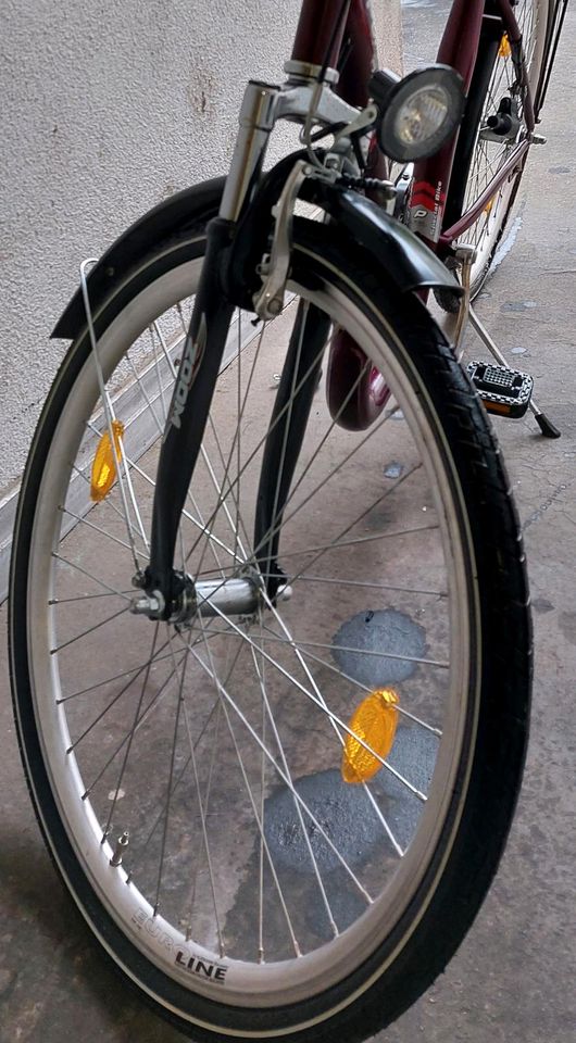 Damenfahrrad tiefer und ganz  selten 28 zoll in Saarbrücken