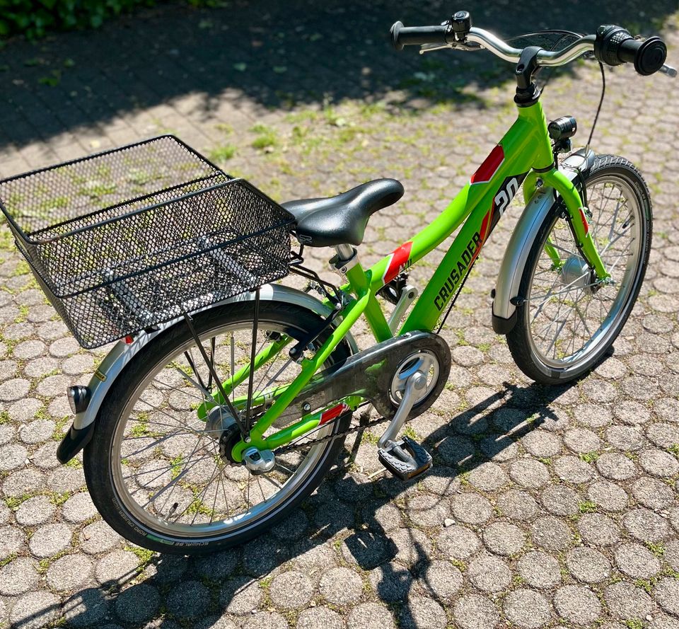 Kinder Fahrrad Puky Crusader 20 Zoll grün/rot in Unterschleißheim