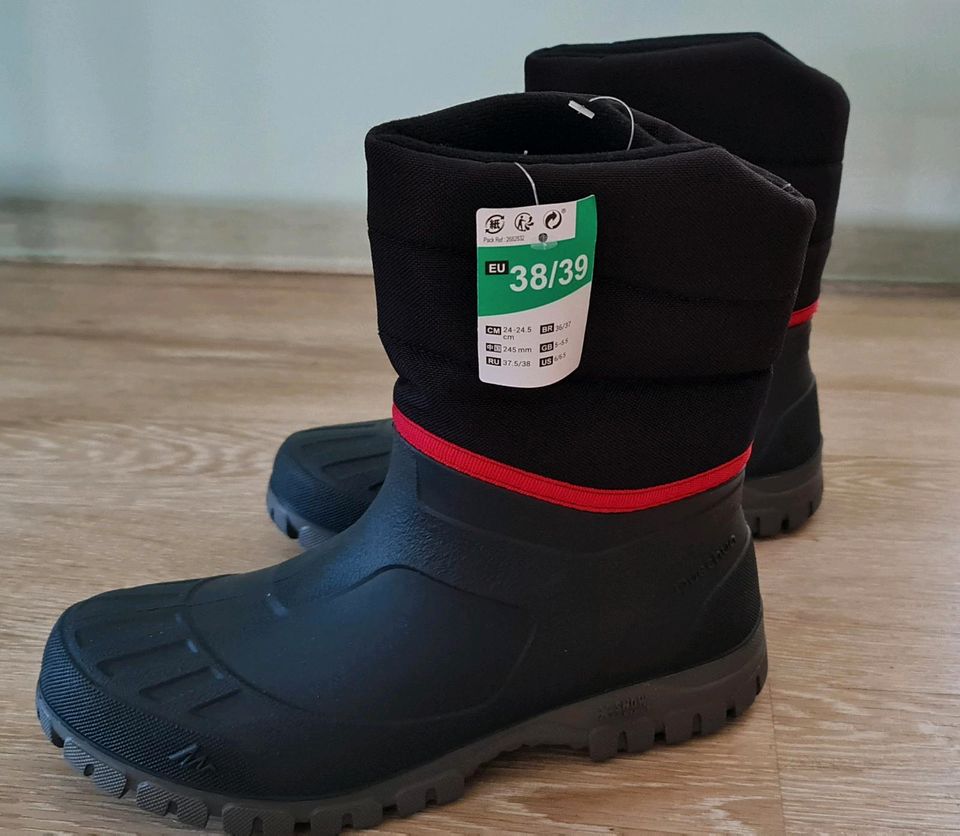 QUECHUA SH 100 X-Warm Hiking Waterproof Boots in Frankfurt am Main