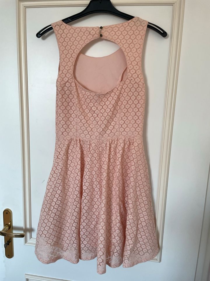 Kleid kurz Rose ONLY Größe XS in Dresden