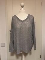 Graues Langarmshirt Größe 40 Atmosphere Niedersachsen - Oldenburg Vorschau