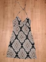 Kleid Neckholder knielang Gr 34 S Sachsen - Olbernhau Vorschau