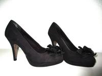 Tamaris Gr.38 Plateau Damen Velourleder Optik Pumps schwarz Neu Sachsen - Groitzsch Vorschau