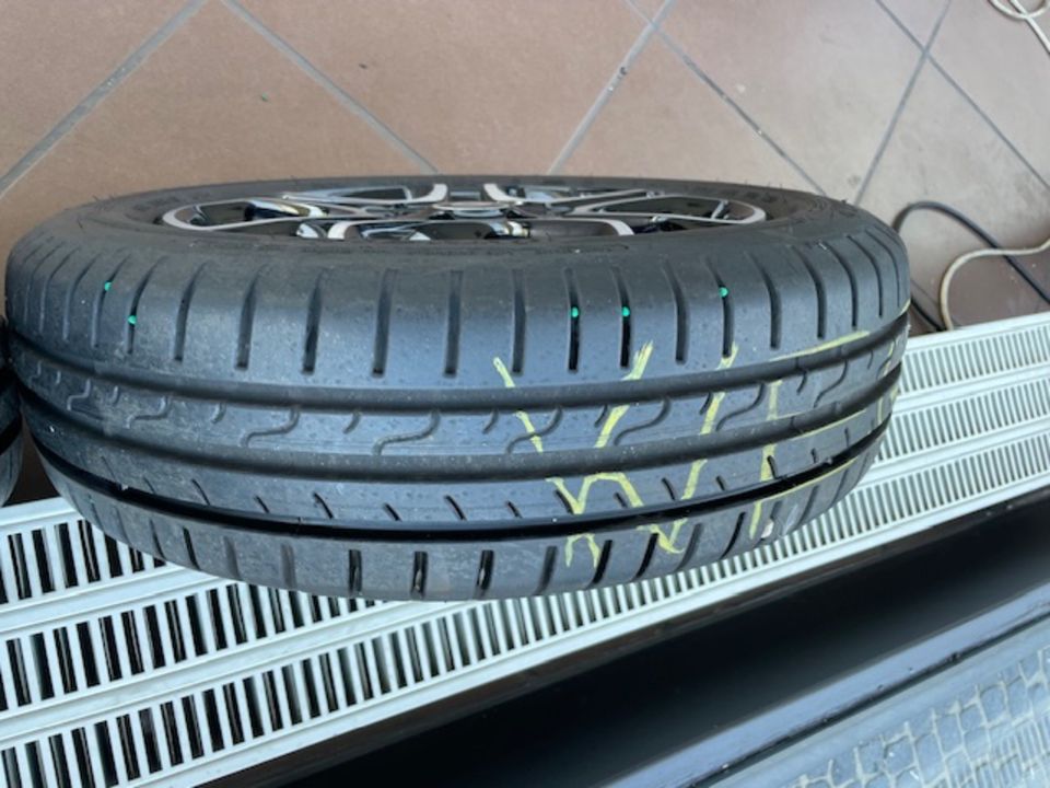 Smart Felgen 15 Zoll Neu 185/65/R15 + 165/65 R15 in München