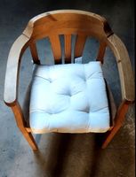Stuhl mit Armlehne aus "Naturholz“ Hessen - Dreieich Vorschau