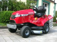 NEU HONDA HF 2417 HME Rasentraktor Aufsitzmäher Rasenmäher 102 cm Nordrhein-Westfalen - Brilon Vorschau