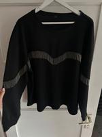 Ungetragener schwarzer Pulli mit Ketten Gr 4XL / 48 Kiel - Pries-Friedrichsort Vorschau