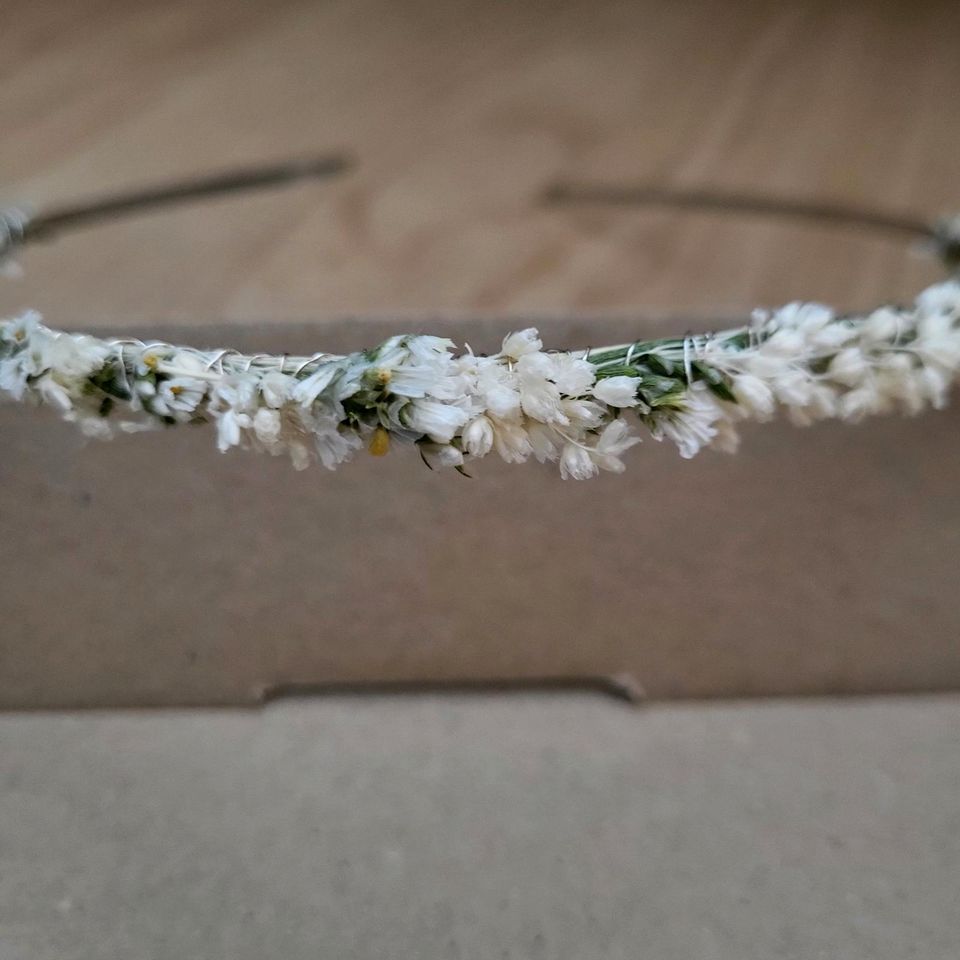 Haarreifen echte getrocknete Blumen Kommunion in Hamm