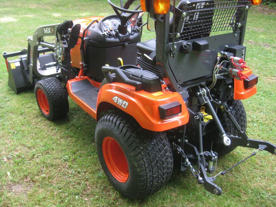 NEU Kubota BX-231 Rops Frontlader MX Schlepper Traktor Schaufel in Barntrup