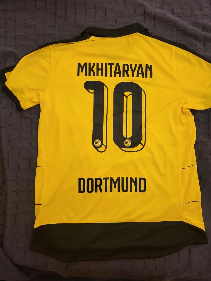 Puma BVB Borussia Dortmund CL Trikot gelb Gr. L Nr. 10 Mkhitaryan in Lüneburg