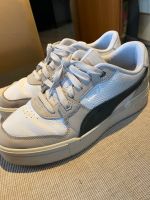 Puma sneaker weiß Gr. 44 ,5 Niedersachsen - Helmstedt Vorschau