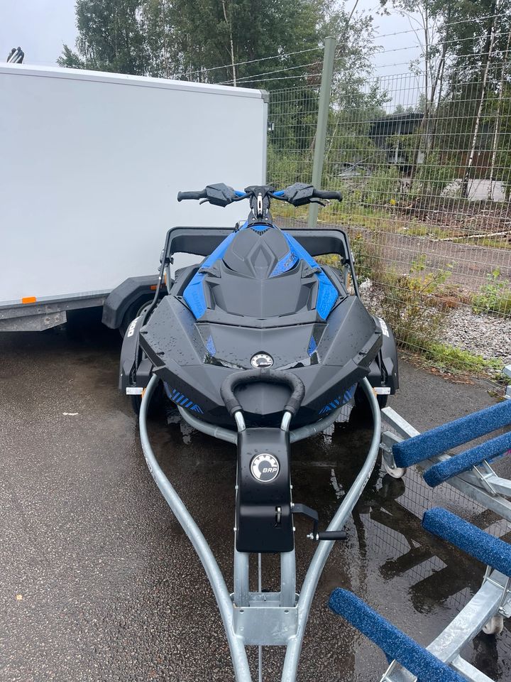 Seadoo Spark 2 up trixx 2022 in Aachen