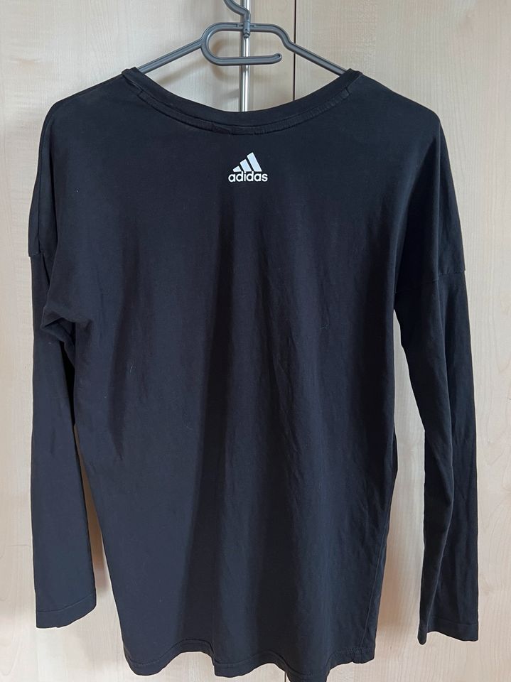 Adidas, T-Shirt, Langarm, Shirt, Sport Shirt 36 in Leipzig