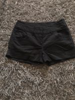 Kurze coole Partyshorts neuwertig Nordrhein-Westfalen - Viersen Vorschau