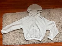 Bershka Hoodie Kaputzenpullover Gr XS 34 grau hellgrau Crop Hoody München - Pasing-Obermenzing Vorschau