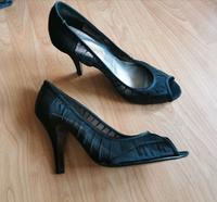 Buffalo High Heels Peeptous pumps Größe 39 neuwertig Brandenburg - Grünheide (Mark) Vorschau