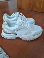 Catwalk Sneaker Schnürschuhe Halbschuhe 39 weiß beige w. neu Niedersachsen - Melle Vorschau