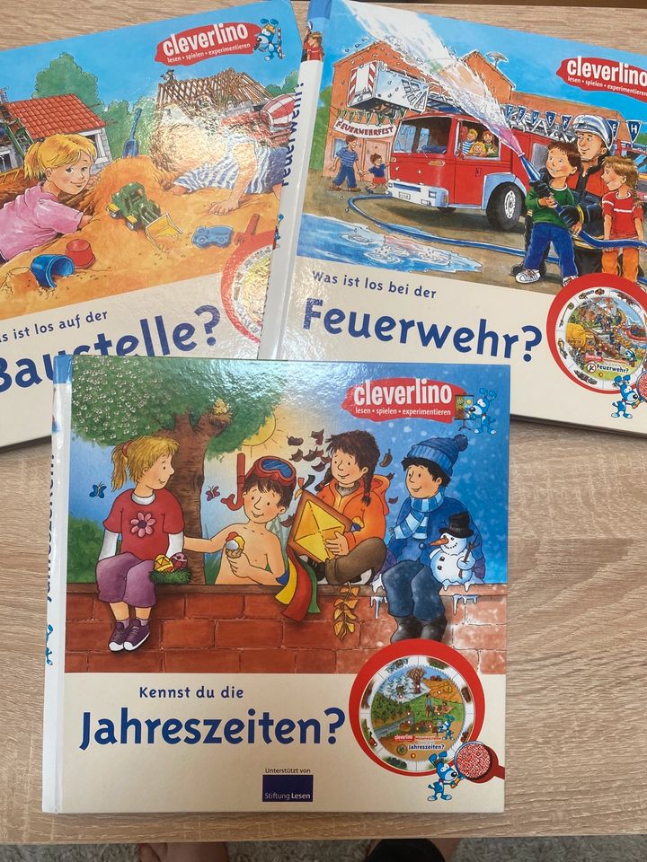 Cleverlino Jahreszeiten, Feuerwehr, Baustelle in Aying