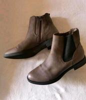 Chelsea Boots Stiefeletten Bench Gr 42 Nordrhein-Westfalen - Lünen Vorschau