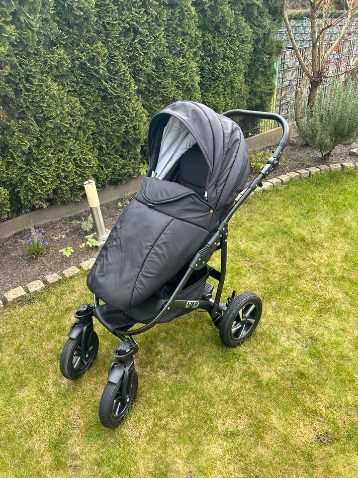 Kinderwagen der Firma CLEO 3 in 1 in Castrop-Rauxel