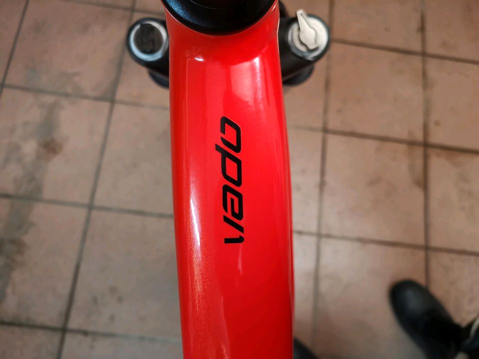 Specialized TURBO VADO 4.0 Größe "M" fast wie NEU in Hosenfeld