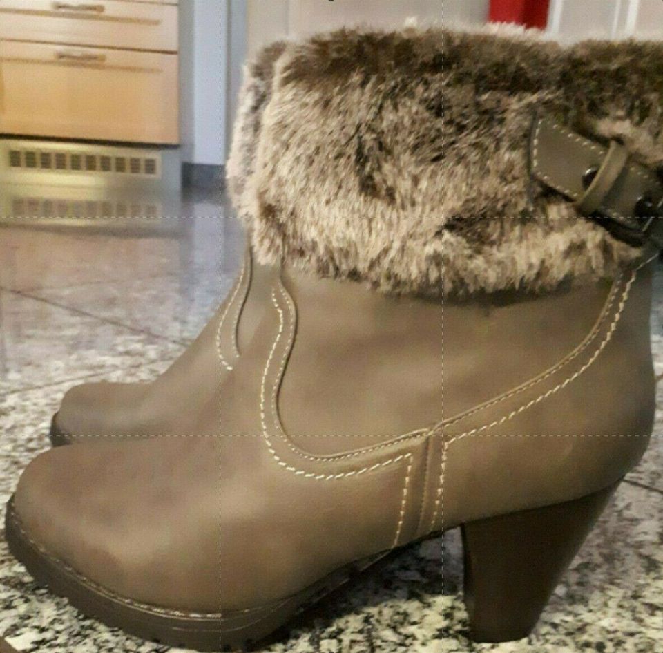 Damen Stiefeletten neu/ungetragen Gr.38 in Untergriesbach