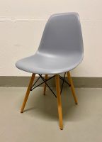 Vintage Stuhl mit grauer Sitzschale und Buche-Fuß, Replica Rheinland-Pfalz - Mainz Vorschau