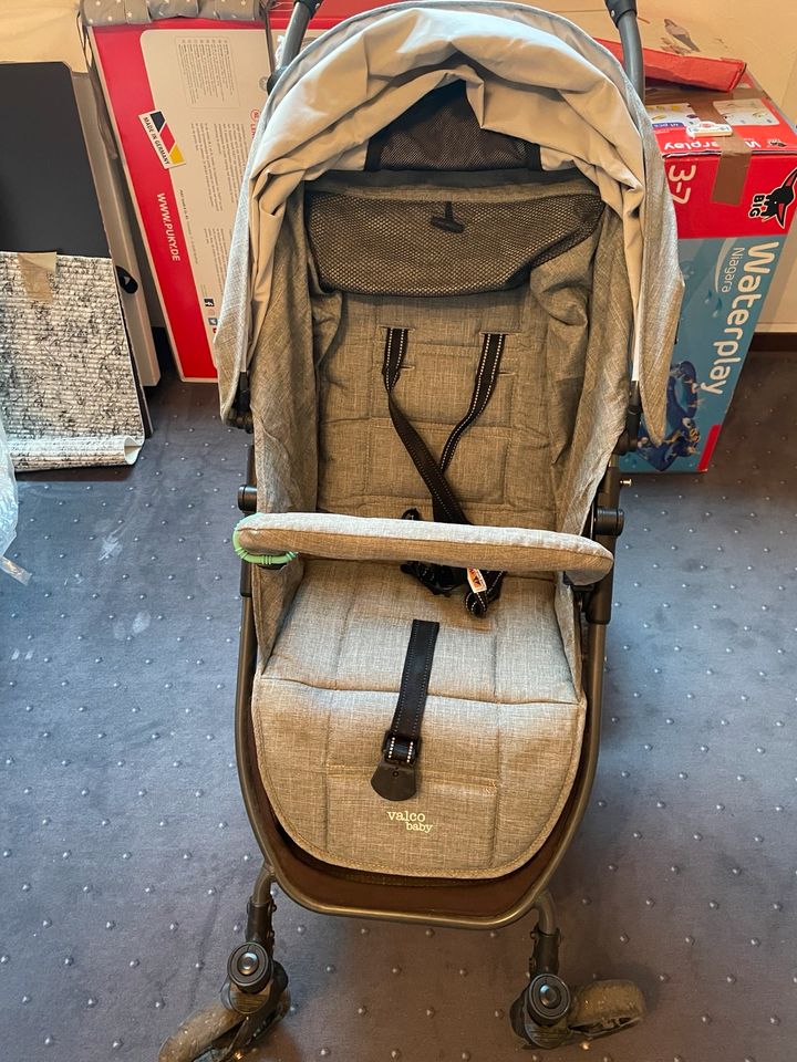 Valco Baby snap Kinderwagen mit Babyschalenaufsatz in Holzgerlingen