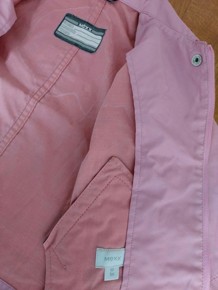 Regenjacke von MEXX mit Mütze 68 rosa in Dortmund