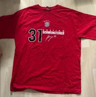 Original signiertes/unterschriebenes Schweinsteiger Fan Shirt XL Bayern - Hallbergmoos Vorschau