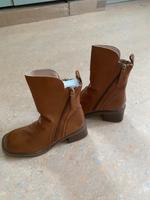 Braune Lederstiefeletten Berlin - Lichtenberg Vorschau