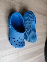 Classic Crocs in blau Nordrhein-Westfalen - Salzkotten Vorschau