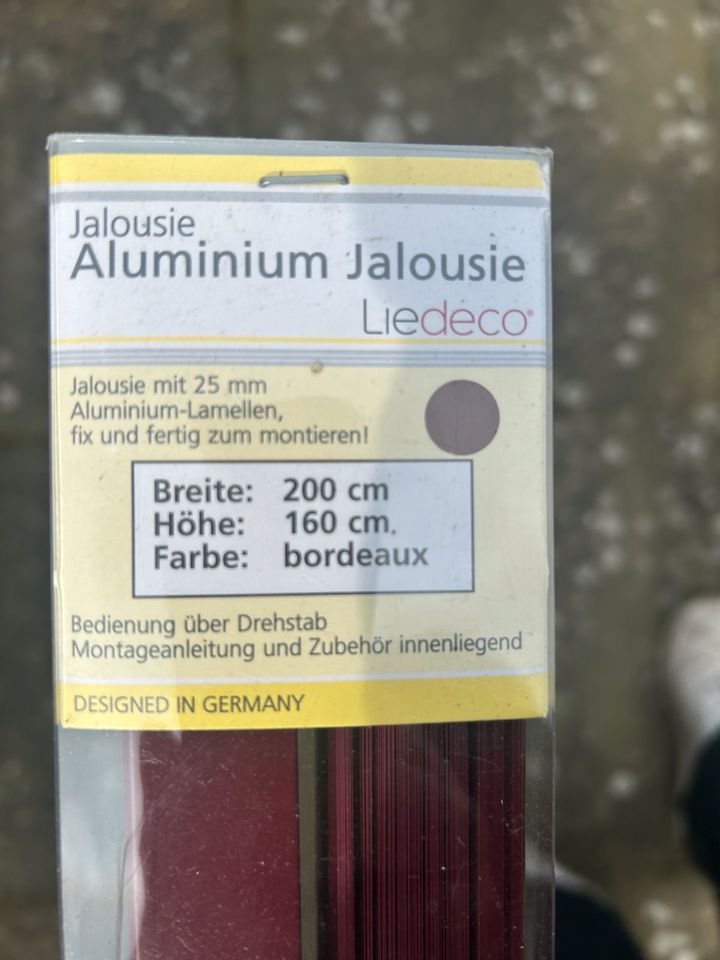 Aluminium Jalousie, 200 cm x 160 cm, Bordeaux in Uetersen