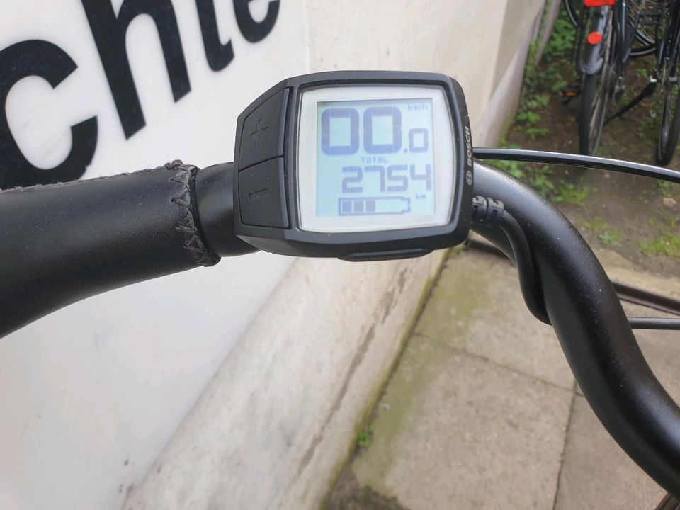 E Bike 28 Zoll Damen STELLA Cosmo..2019..2754km..RW 140 km.. in Langwedel