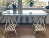 IKEA Schreibtisch mit zwei Böcken Nordrhein-Westfalen - Mülheim (Ruhr) Vorschau
