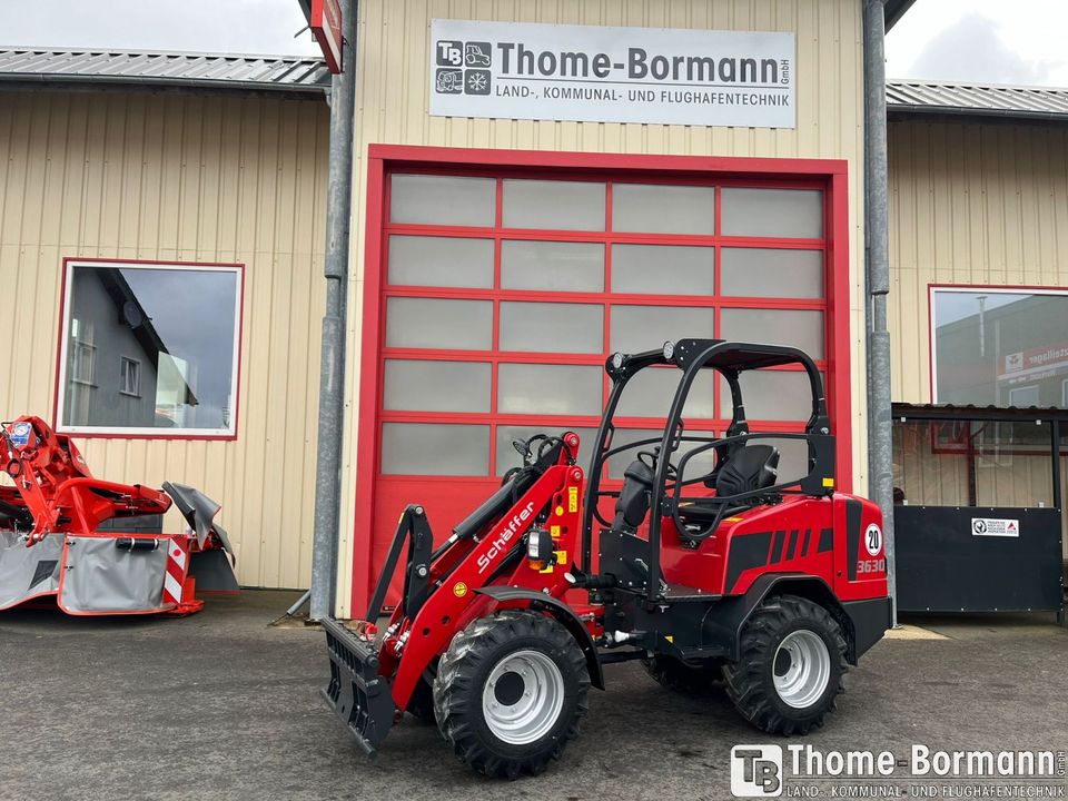 Schäffer-Lader Typ 3630 Hoflader Hoftrack Radlader in Prüm