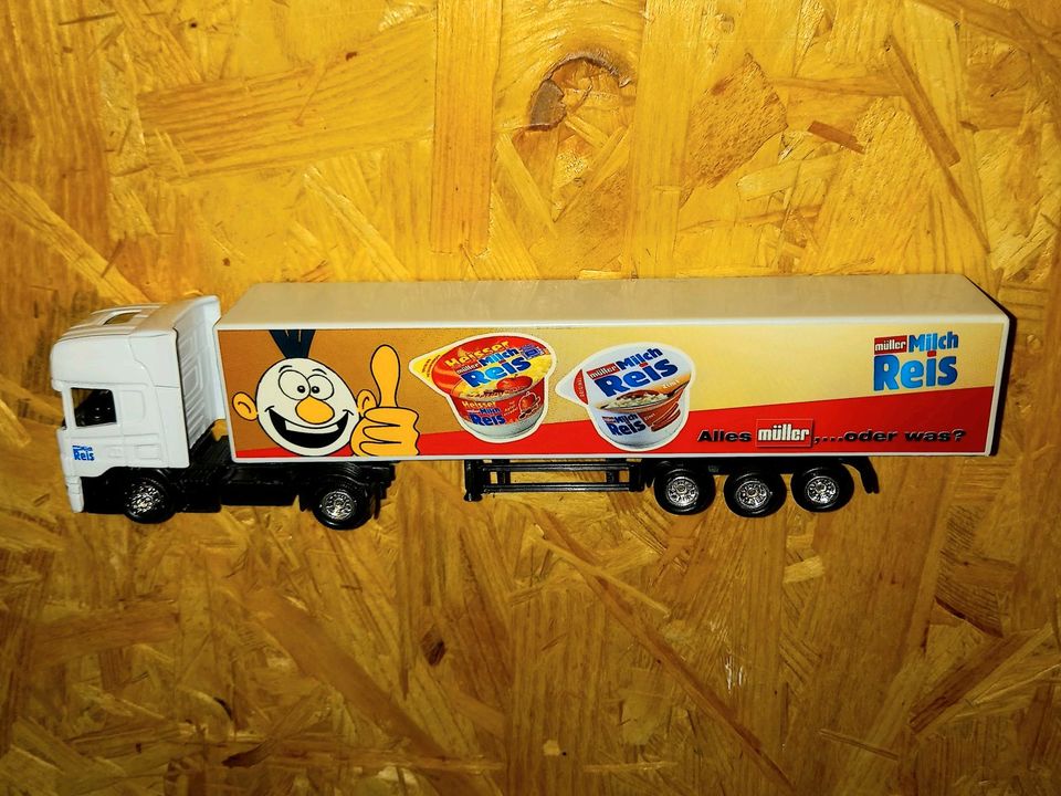 Müller Müllermilch Joghurt Sammel LKW 1:87 verschiedene Modelle in Olpe